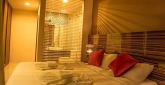 Lvis Blancura Hotel - Dharavandhoo - Bedroom