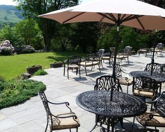 Sawrey House Hotel & Restaurant - Ambleside - Patio