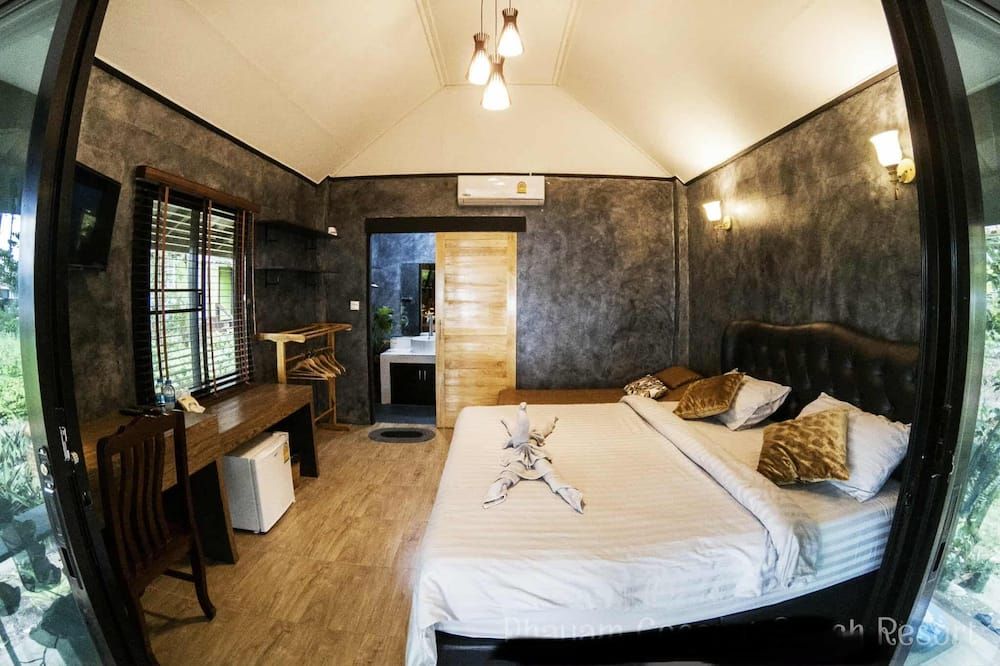 فايام كوكونت بيتش ريزورت