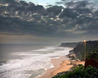 Oceanic Beach Residency - Varkala - Pláž