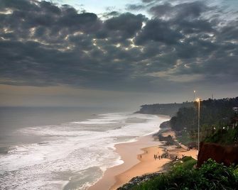 Oceanic Beach Residency - Varkala - Strand