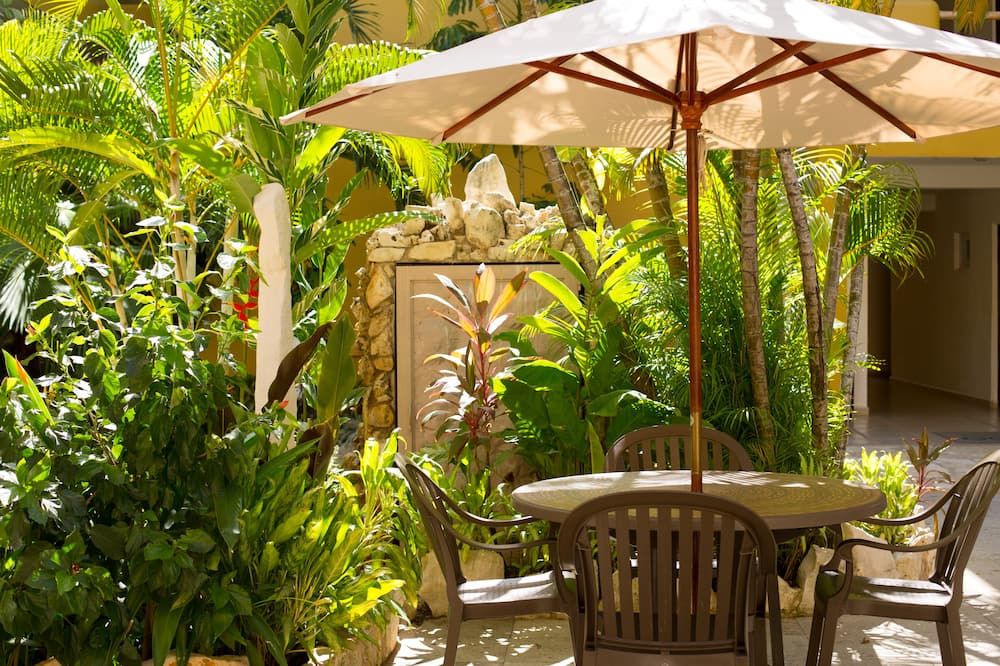 Hotel Chablis Palenque - פלנקה - פטיו