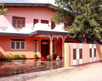 D'villa Guest House - Jaffna - Building