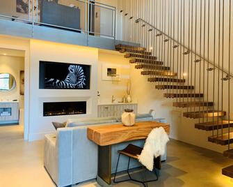 آر إن نابا - نابا - غرفة طعام