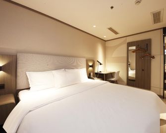 Hanting Hotel Hefei Railway Station - Hefei - Bedroom