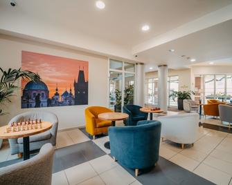 Wellness Hotel Extol Inn - Prag - Lounge