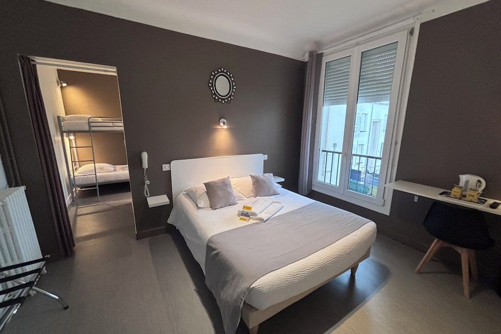 لو كريستال هوتل - رويان - غرفة نوم