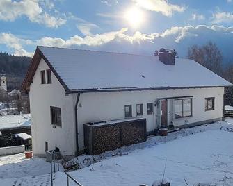 Ferienwohnung Pulz - Bayerisch Eisenstein - Edificio