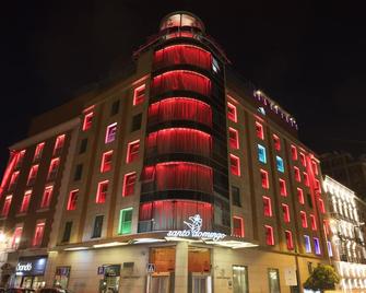 Hotel Santo Domingo - Madrid - Building