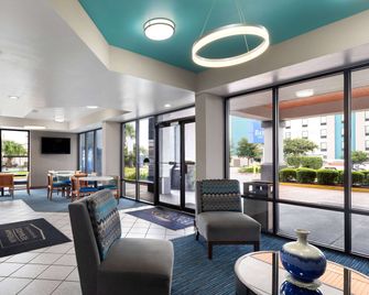 Baymont by Wyndham Mobile/Tillmans Corner - Mobile - Lobby
