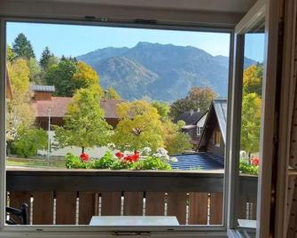Hotel Garni Malerwinkl - Bad Hindelang - Balkon