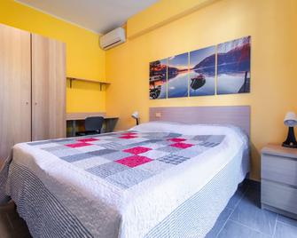 Casa Livio - Rooms and studios - Côme - Chambre