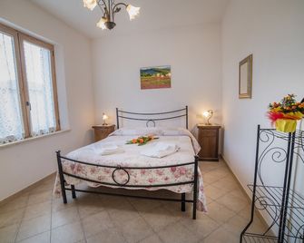 Casa Vacanze Santa Caterina - Asciano