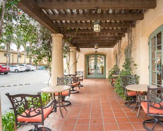Brisas Del Mar Inn at the Beach - Santa Barbara - Patio