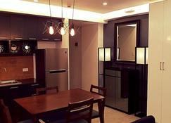 Bacolod City Center Sleek Studio De Luxe - Bacolod - Dining room