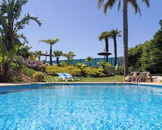 Hotel Combarro - Poio - Piscina