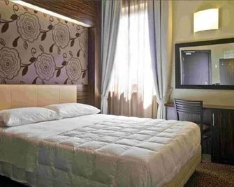 Hotel Novelli - Orta Nova - Habitación