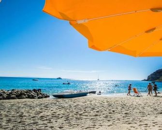 Villaggio Costa Real - Ricadi - Praia