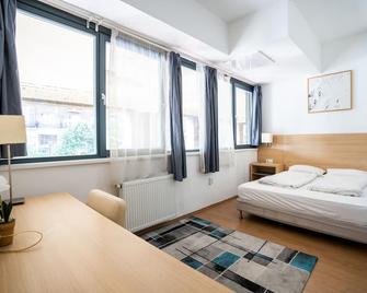 Wow City Hostel - Budapest - Bedroom