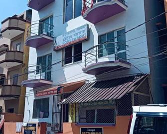 Hotel Swagat - Puri - Gebouw