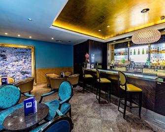 DoubleTree by Hilton London - Marble Arch - London - Bar