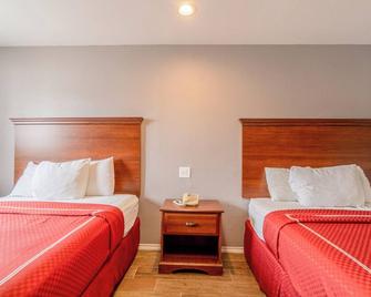 OYO Budget Inn - Falfurrias
