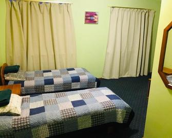 Paldiski Hotel - Paldiski - Bedroom