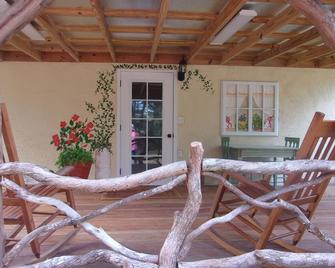 Next available date, March 17, 2022 - Eustis - Patio