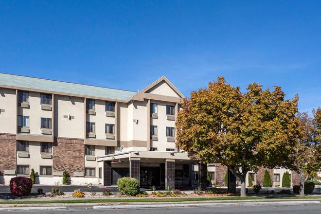 Quality Inn Downtown 53 1 1 2 Salt Lake City Hotel Deals