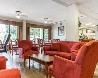 Townhouse Winston Salem - University - Winston-Salem - Lounge