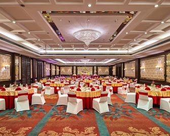 Mayfair Convention - Bhubaneswar - Banquet hall