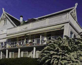 Kringsja Hotell - Balestrand - Gebäude