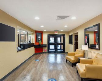 Extended Stay America Suites - Philadelphia - Mt Laurel - Crawford Place - Mount Laurel - Lobby