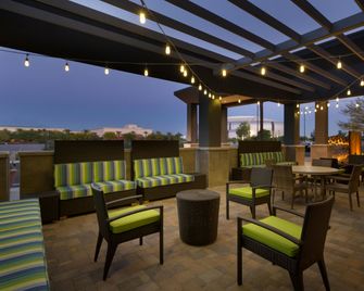 Home2 Suites by Hilton Phoenix - Glendale/Westgate - Glendale - Patio