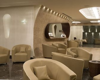 Main Palace Hotel - Roccalumera - Lounge