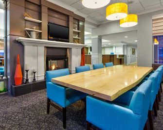 Hilton Garden Inn Minneapolis/Maple Grove - Maple Grove - Lobby