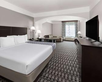 La Quinta Inn & Suites by Wyndham Deer Park - Deer Park - Bedroom