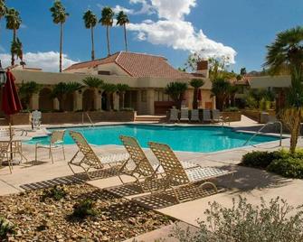 'Oasis Mtn View'Condo 2 Primary Suites,2.5 Bath, Tennis,Pickleball,8 Pools/Spas - Palm Springs - Piscina