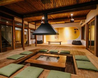 Irori Guest House Tenmaku - Hakone - Living room