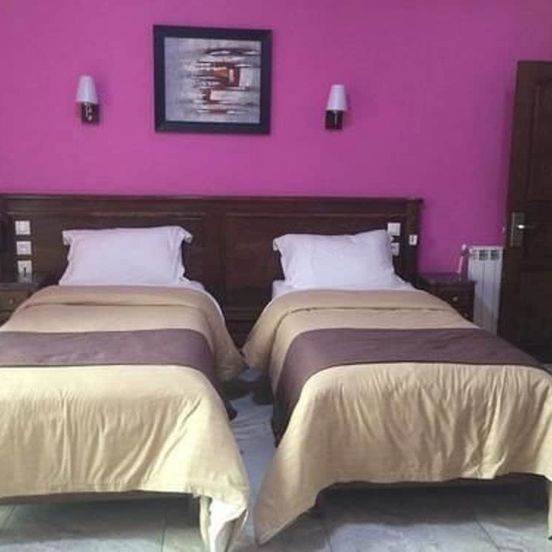 H么tel Adounia image 1