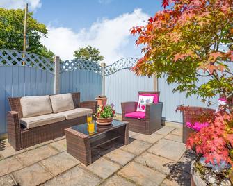40 New Row - Pwllheli - Patio