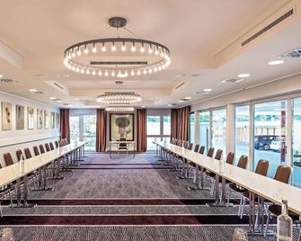 Best Western Plus Residenzhotel Lüneburg - Lüneburg - Meetingraum