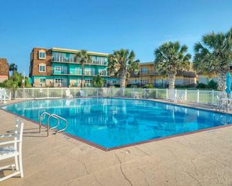 2 Units Beach Boardwalk Pool Pickleball Tennis Island Retreat Complex - Port Aransas - Pool