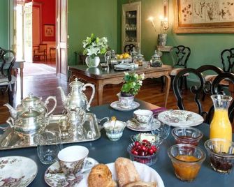 Le Castelet - Castres - Buffet