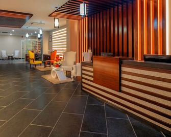 Mango Hotels Prangan - בובנשוואר - דלפק קבלה