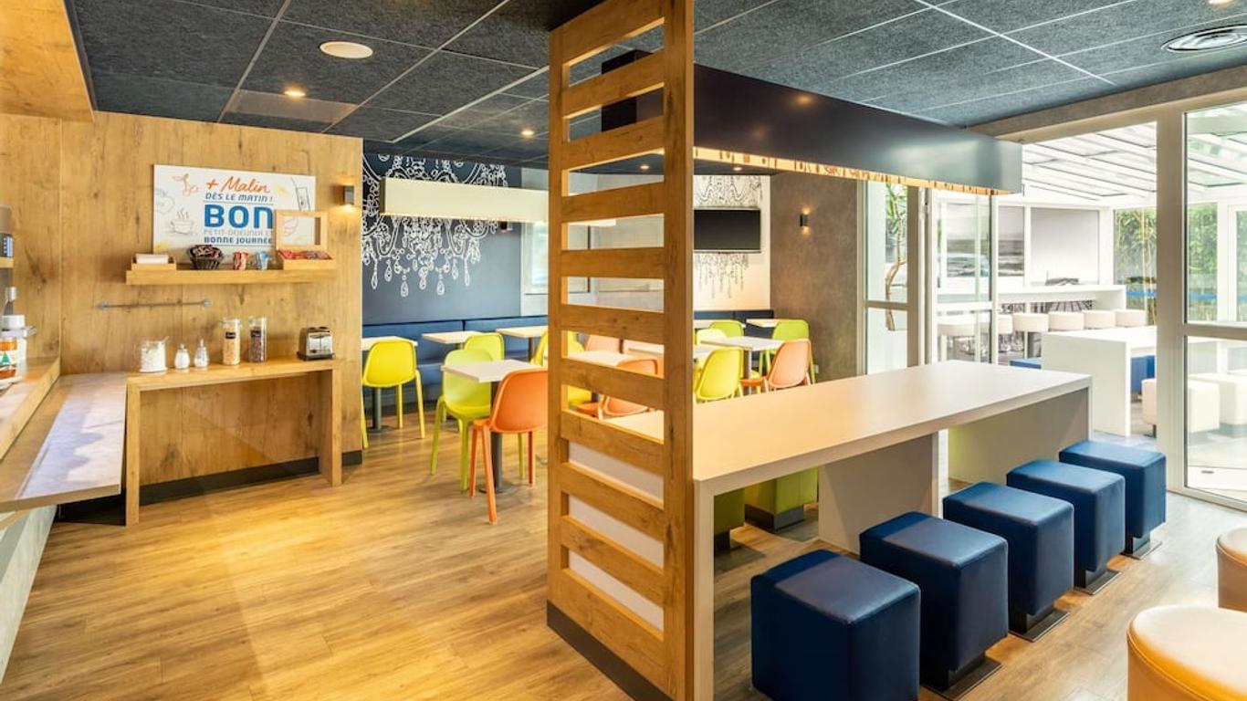 萊沙布勒多洛納宜必思快捷飯店