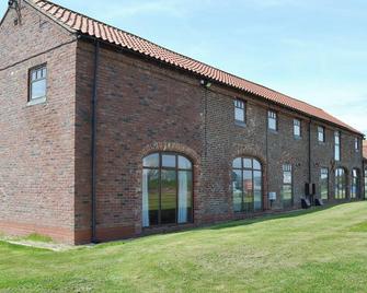 Nightingale Cottage- 25115 - Flamborough - Building
