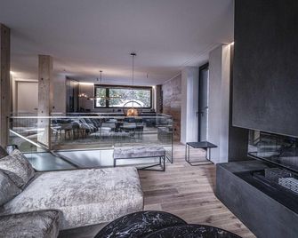 Black Summit Boutique Resort Laax - Laax - Sala de estar