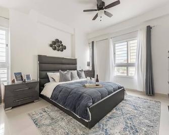 Upscale 3 Br Apartment For Family Or Friends Stay - Los Tres Brazos - Bedroom