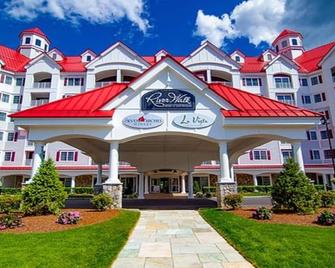 River Walk Resort One bedroom Suite w/ balcony & mount view from 5th floor VIP. - Lincoln - Edificio